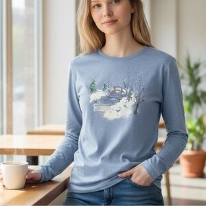 Croft & Barrow Women's size small Light Blue Winter Scene Long Sleeve Tee